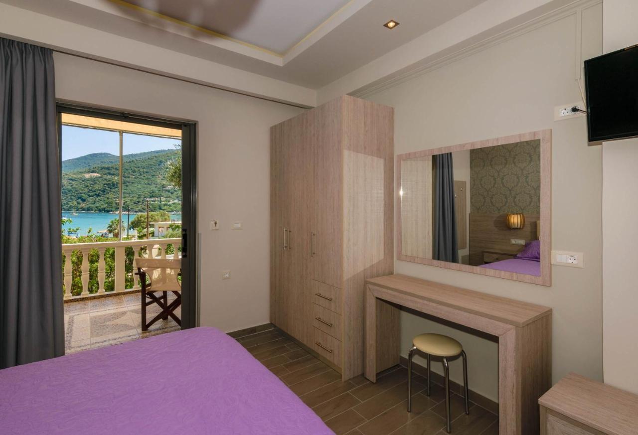 Villa Regina Keri Luaran gambar